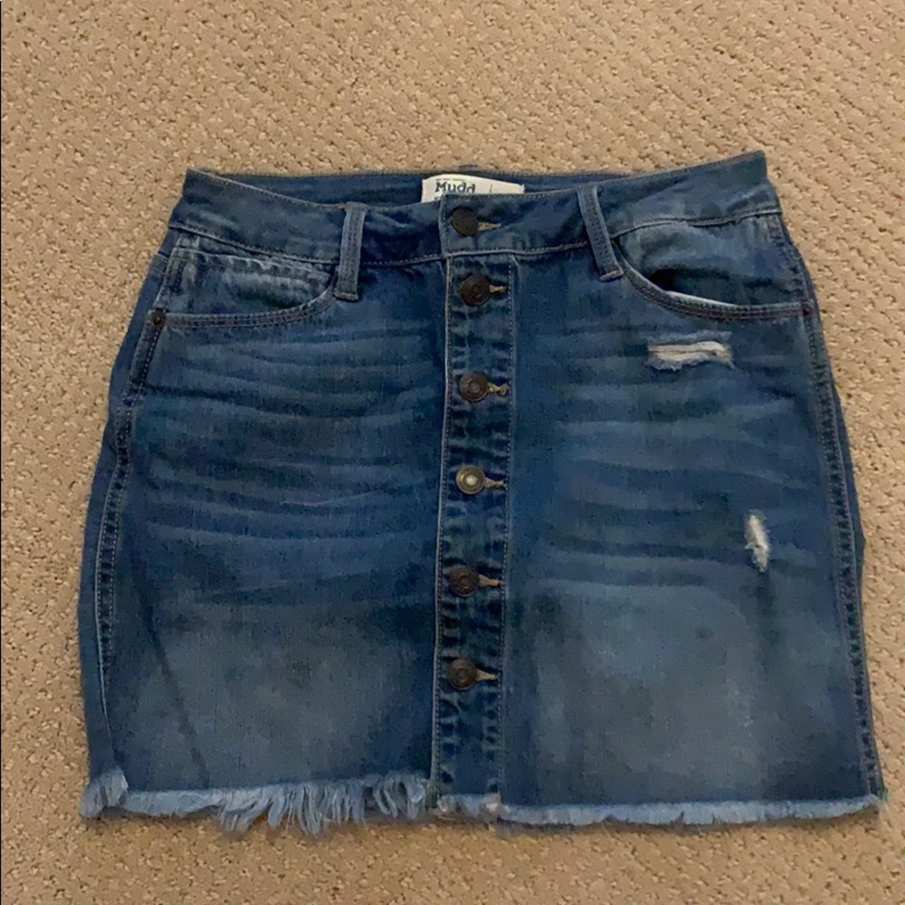 EUC —WOMENS SIZE 1— Mudd Jean Skirt